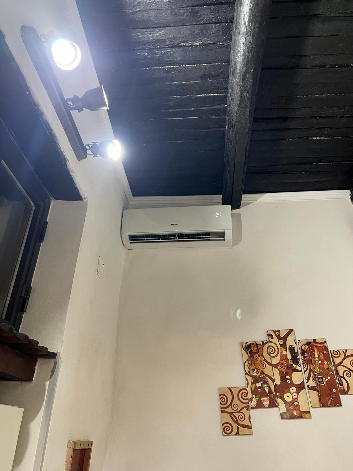 L'Homme Tranquille Apartment Salerno Luaran gambar